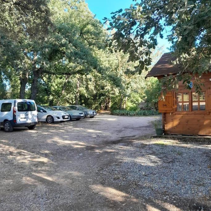 La Cabane En Bois Tourves ภายนอก รูปภาพ